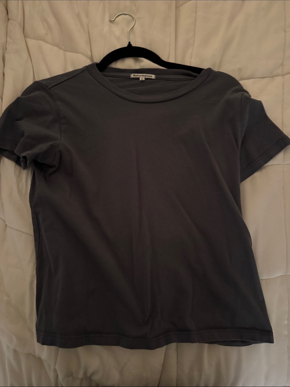 Reformation Crewneck Tee in Charcoal